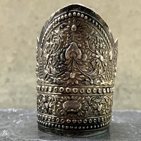 Large Thin Vtg. Ornate Silvertone Metal Wide Open Cuff Bracelet w/Floral Motif - Picture 8 of 8